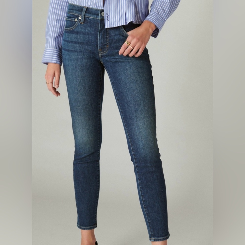 AVA SKINNY LUCKY BRAND JEANS